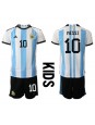 Otroški Nogometna dresi replika Argentina Lionel Messi #10 Domači SP 2022 Kratek rokav (+ hlače)